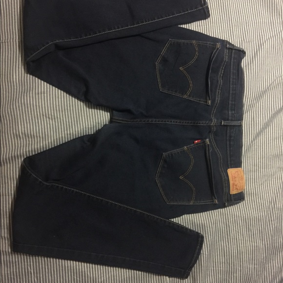 LEVI’S - Picture 2 of 5